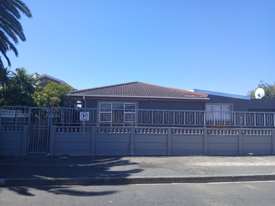 To Let 2 Bedroom Property for Rent in Parow Valley Western Cape